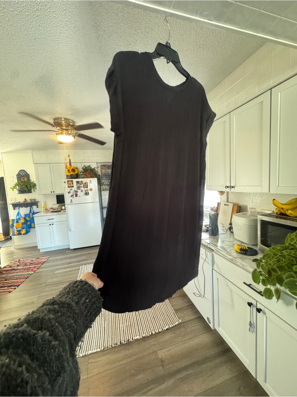 Simple Black Short-Sleeve Shift Dress oversized Large - Picture 1 of 9